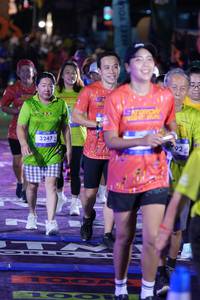 BIB: 3247, 100
                            <button type="button" onclick="openModal(26228296)" class="btn btn-primary btn-sm float-right btn-popup" data-toggle="modal" data-target=".modal-high-quality">
                        <i class="fas fa-shopping-cart"></i> Add to Cart
                    </button>
                                            <button type="button" onclick="isThisMe(26228296, true)" class="btn btn-success btn-sm float-right btn-popup btn-isme hidden" data-toggle="tooltip" data-placement="bottom" title="นี่คือรูปของคุณใช่ไหม คลิกที่นี่เพื่อเอาเข้าอัลบั้ม">
                        <i class="fas fa-plus"></i> Add to album
                    </button>
                    <button type="button" onclick="isThisMe(26228296, false)" class="btn btn-warning btn-sm float-right btn-popup btn-isnotme hidden">
                        <i class="fas fa-ban"></i> Remove from album
                    </button>